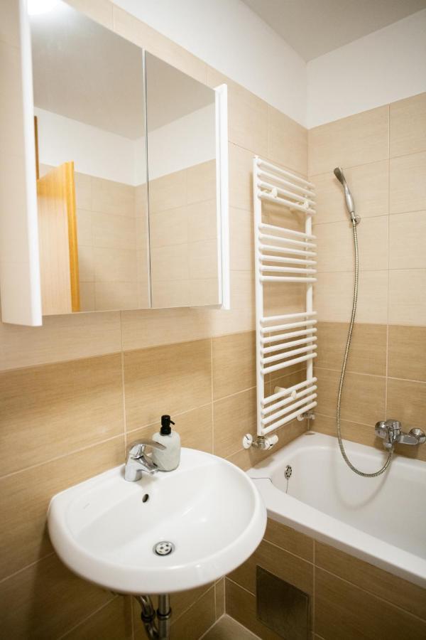 Apartman Martes سلافونسكي برود المظهر الخارجي الصورة